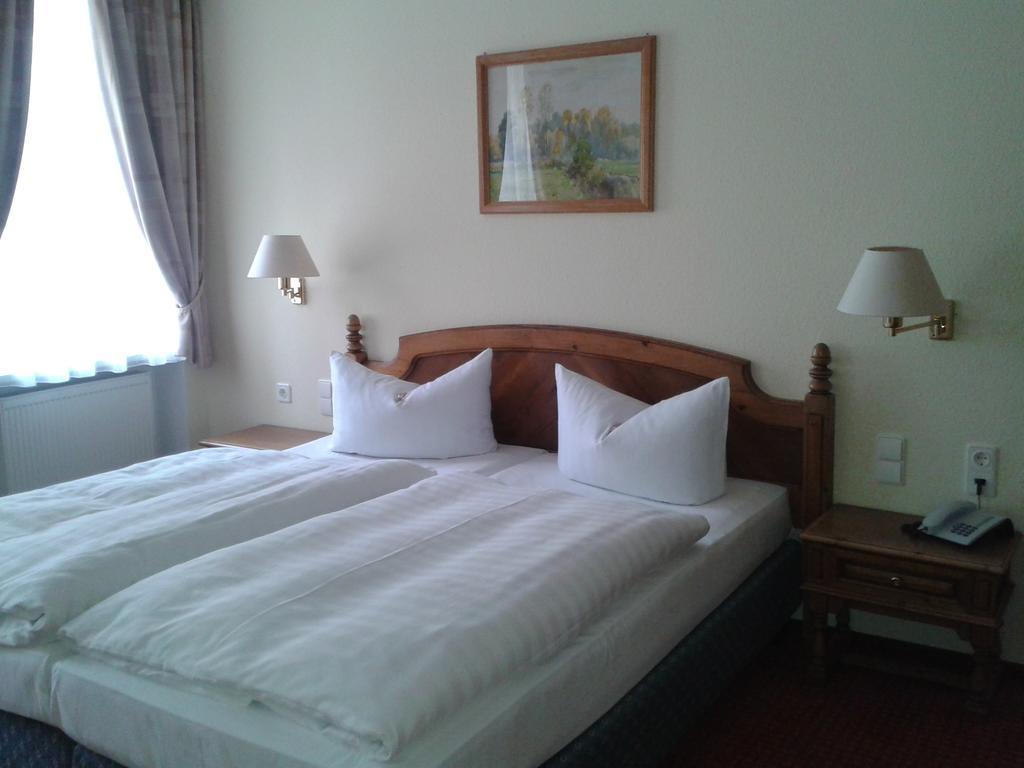 Garni-Hotel Zum Alten Ratskeller Vetschau Szoba fotó