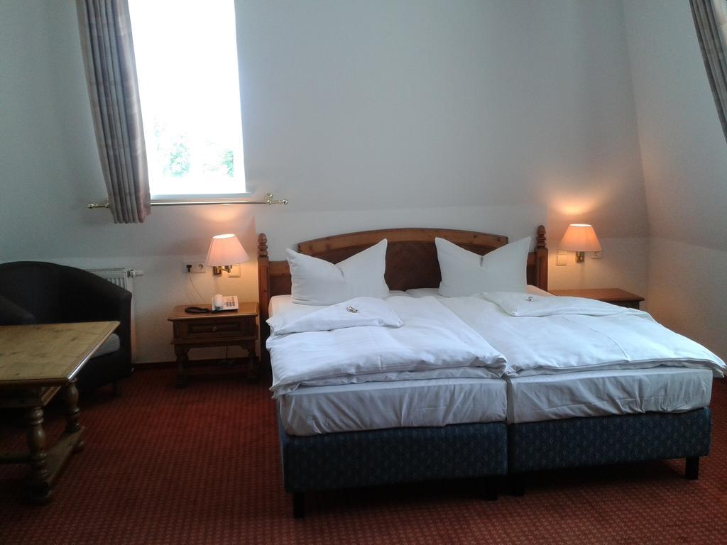 Garni-Hotel Zum Alten Ratskeller Vetschau Szoba fotó