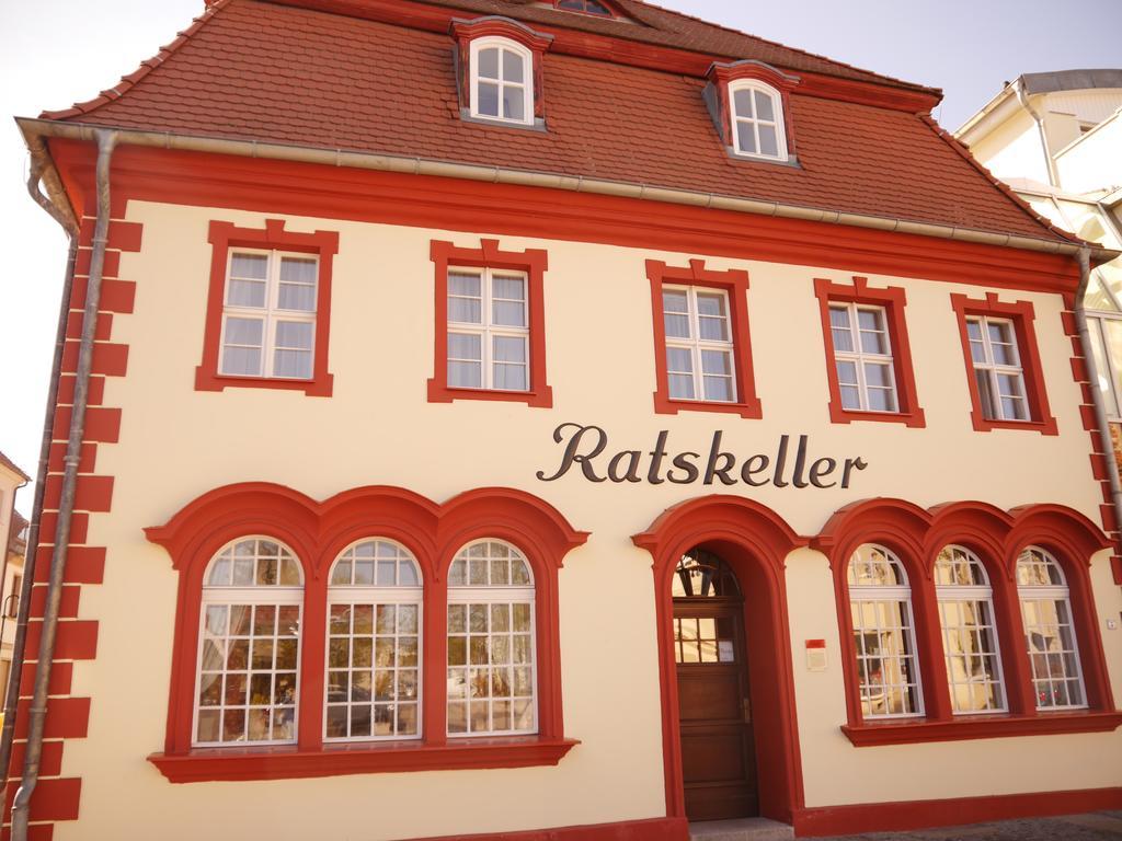 Garni-Hotel Zum Alten Ratskeller Vetschau Kültér fotó