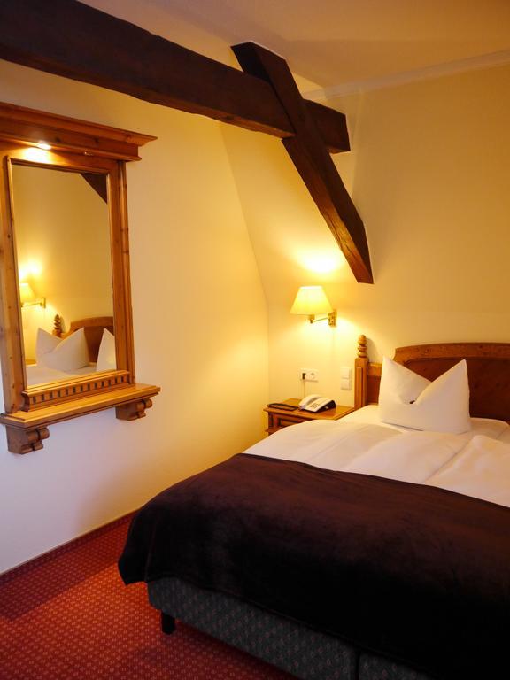 Garni-Hotel Zum Alten Ratskeller Vetschau Kültér fotó