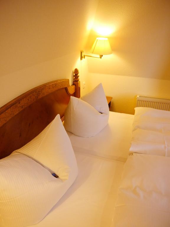 Garni-Hotel Zum Alten Ratskeller Vetschau Kültér fotó