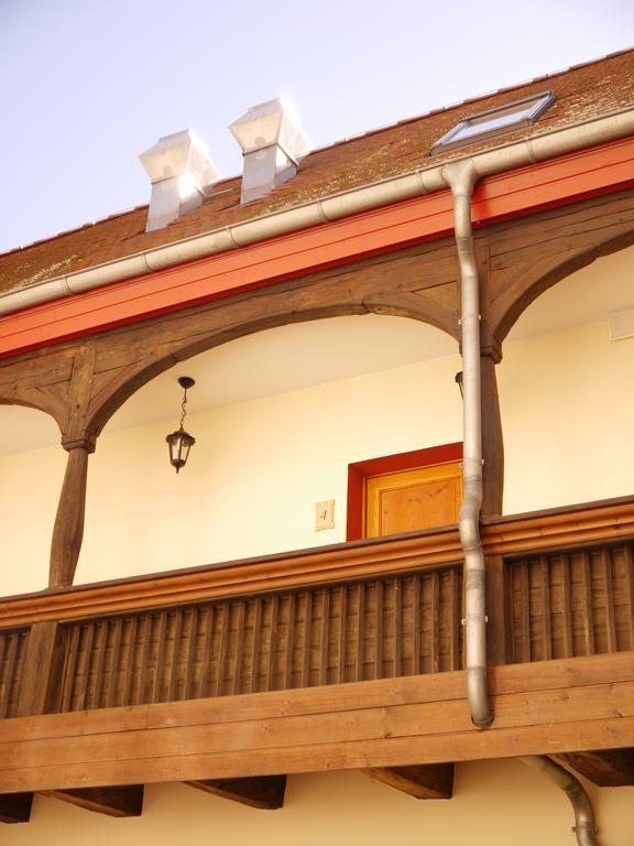 Garni-Hotel Zum Alten Ratskeller Vetschau Kültér fotó