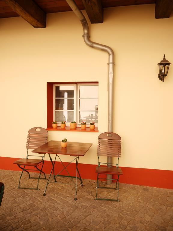 Garni-Hotel Zum Alten Ratskeller Vetschau Kültér fotó
