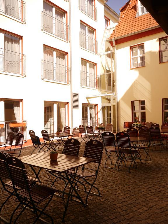Garni-Hotel Zum Alten Ratskeller Vetschau Kültér fotó