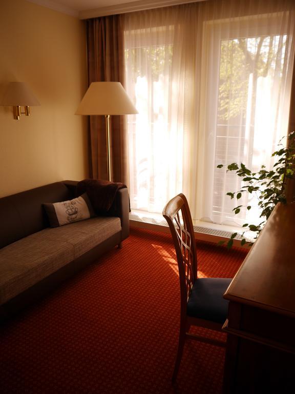 Garni-Hotel Zum Alten Ratskeller Vetschau Kültér fotó