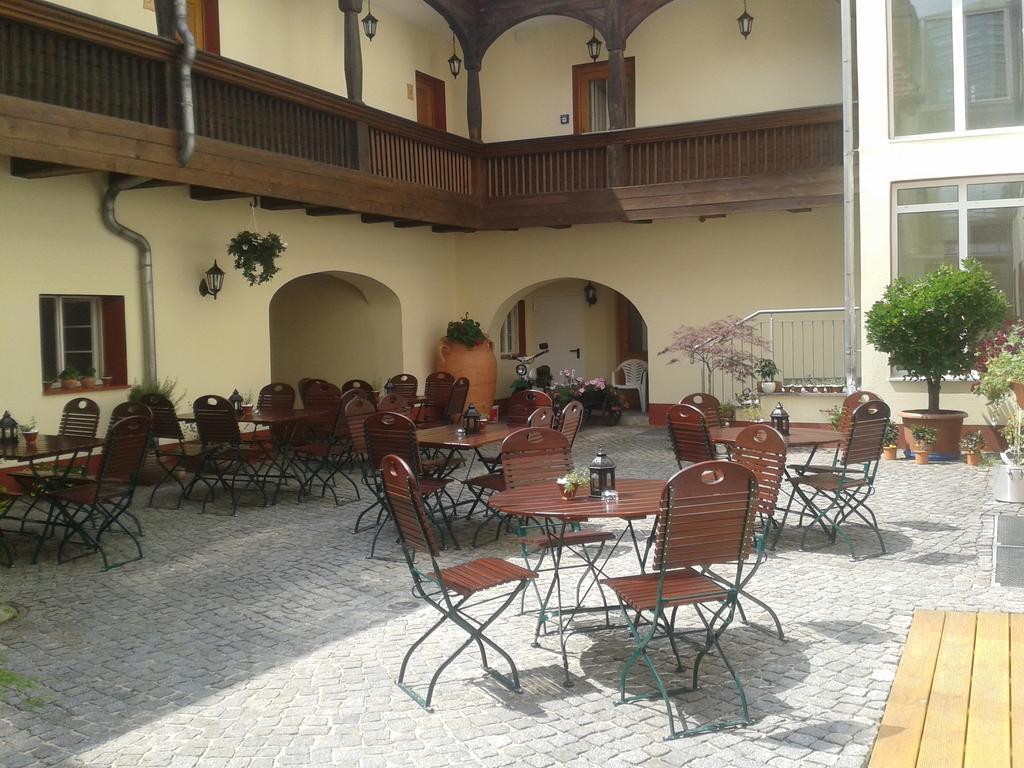 Garni-Hotel Zum Alten Ratskeller Vetschau Kültér fotó